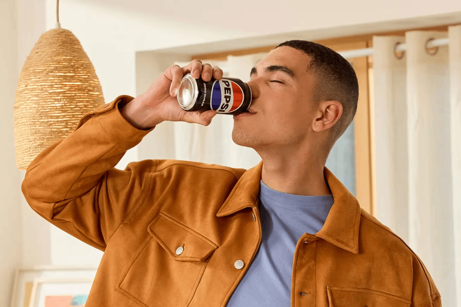 drinking-pepsi-zero-sugar-main-header